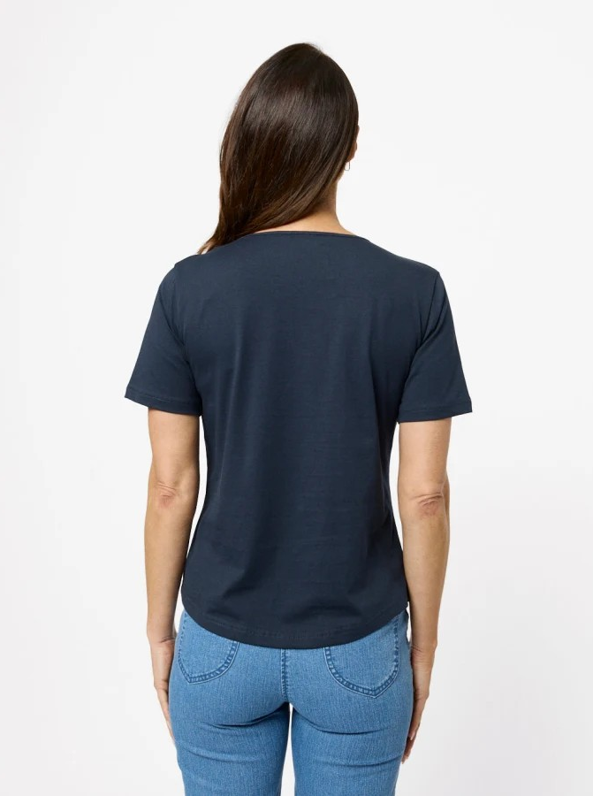 Black Pepper Cleo Tee
